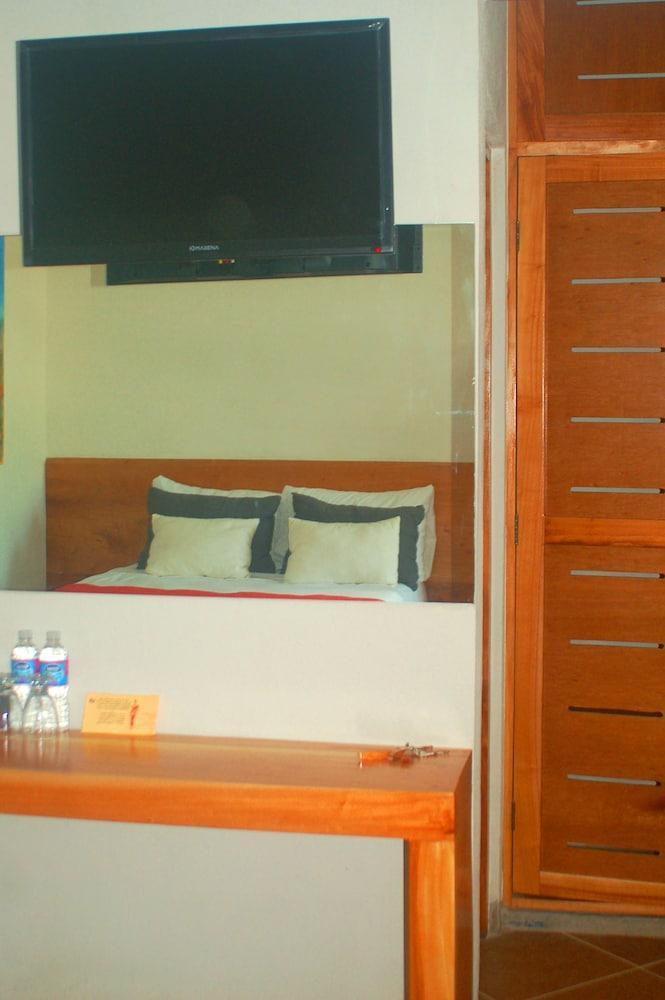 Axkan Arte Hotel Tuxtla 툭스틀라 외부 사진