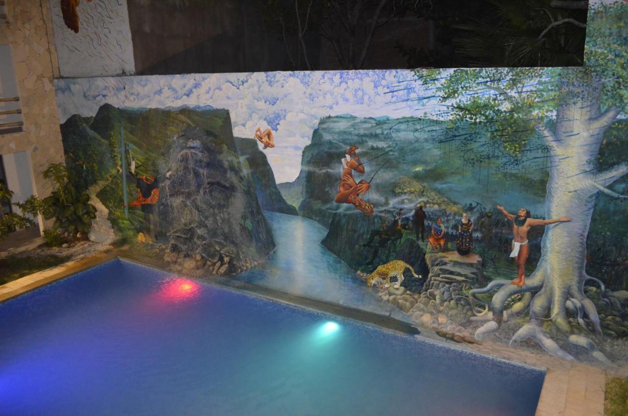 Axkan Arte Hotel Tuxtla 툭스틀라 외부 사진